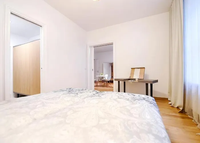 Centre Chic 2/4 Apartmán Lublaň