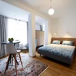 Centre Chic 2/4 * Liubliana