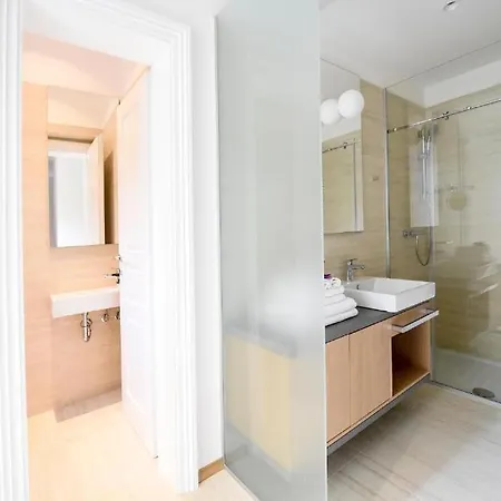 Centre Chic 2/4 Apartman Ljubljana