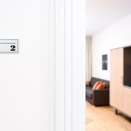 Appartement Centre Chic 2/4 *