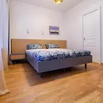 Centre Chic 2/4